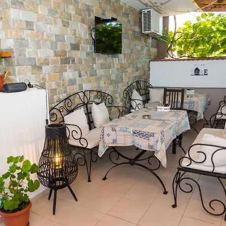 Rodos House Gasthuis 3*