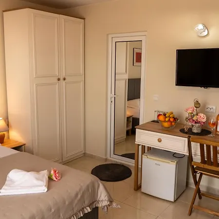 Rodos House Gasthuis 3*