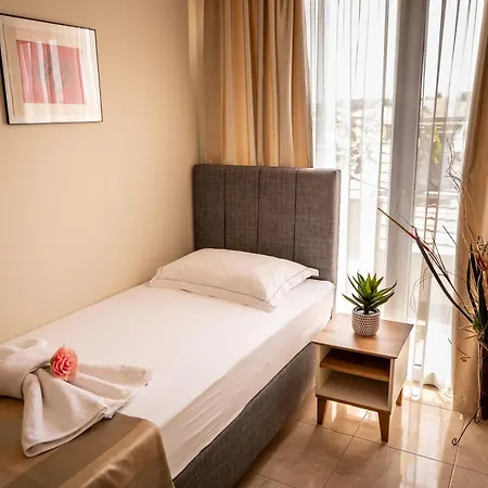 Rodos House 3* Pomorie