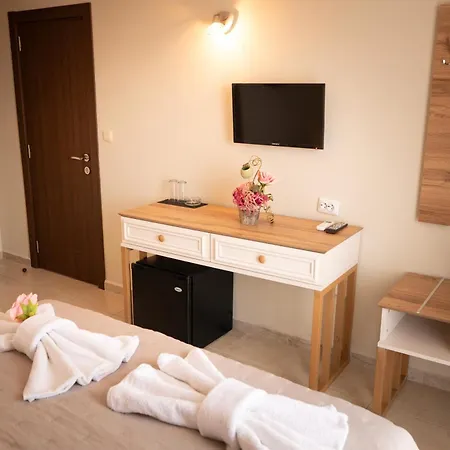 Rodos House 3* Pomorie