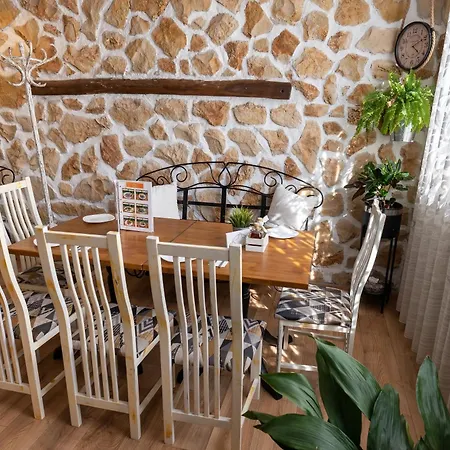 Rodos House Gasthuis 3*