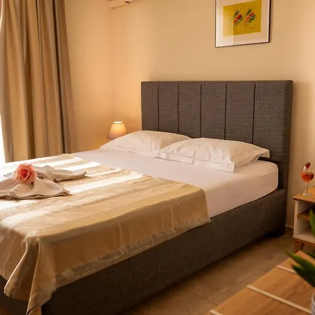 Rodos House ポモリエ